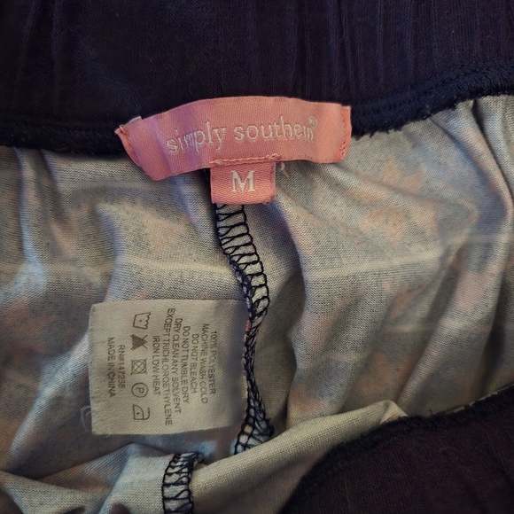 Simply Southern Medium Pajama Pants With Ruffled Bottoms Moose Bear Western Cozy - Picture 2 of 5